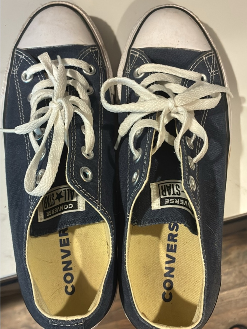 Converse Low Top Sneakers - Navy & White